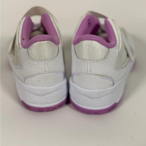 NWOB Jordan Max Aura 4 White Barely Grape Rush Fuchsia (PS) - Picture 7 of 7